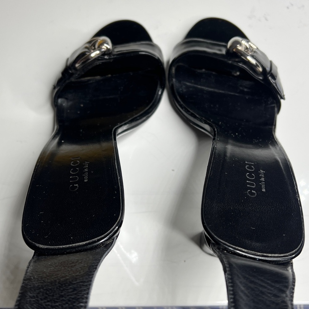 Gucci Sz 8.5B Black Patent Leather Ankle Strap 4.5” Block Sandals Heels - Picture 11 of 13